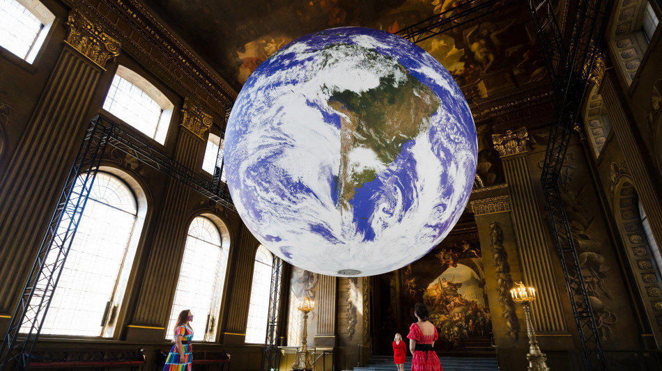 Gli esseri umani rischiano di cadere in una trappola evolutiva