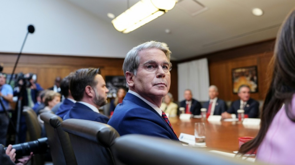 Washington menace l'Iran d'un isolement "jamais vu", loin des promesses d'accord sur Ormuz