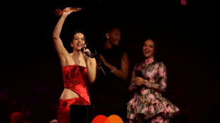 Lebensmittelvergiftung: S&auml;ngerin Rosal&iacute;a muss Konzert in Italien abbrechen