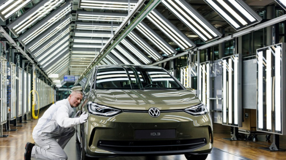 Autoindustrie: Produktionswachstum schw&auml;cht sich ab