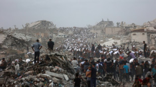 Gaza, visto desde el cielo, es un territorio sumido en la oscuridad