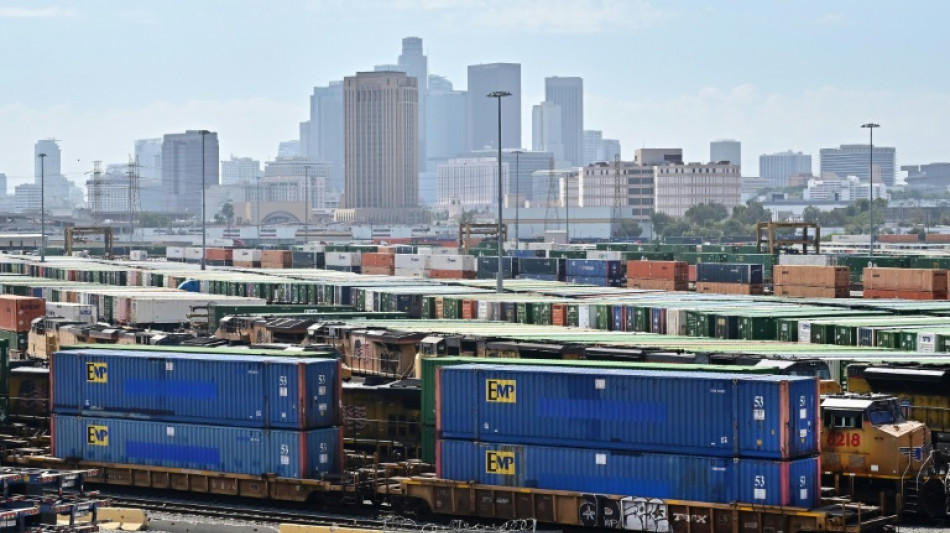 D&eacute;ficit comercial dos EUA sobe mais do que o esperado devido ao aumento das importa&ccedil;&otilde;es