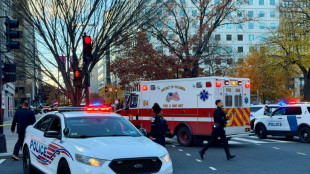 Trump denuncia 'ato de terror" ap&oacute;s ataque contra guardas em Washington