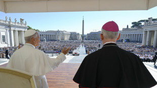 Il Papa, tutelare i migranti minori, vivono sofferenze indicibili