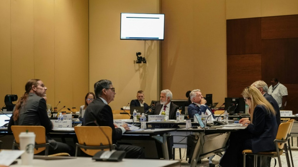 Expertos elegidos por Kennedy respaldan nuevo tratamiento para niños en EEUU