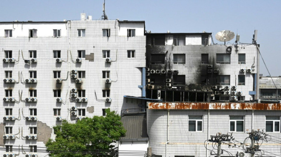 Doce detenidos por incendio en hospital de China que dej&oacute; 29 muertos
