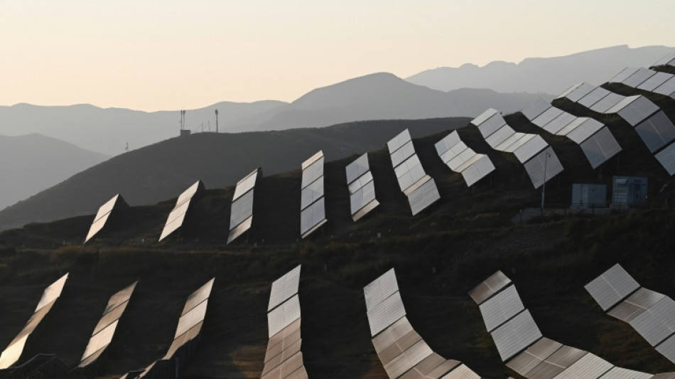 China bati&oacute; en 2024 un r&eacute;cord en la instalaci&oacute;n de energ&iacute;as renovables