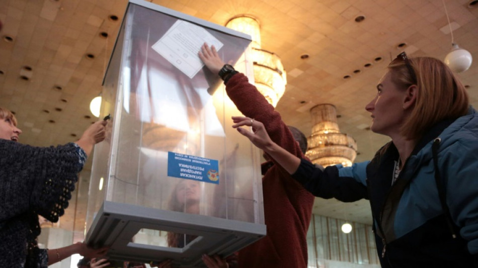 Pro-russische Beh&ouml;rden in der Ukraine vermelden Siege bei "Referenden"