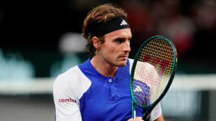 Cer&uacute;ndolo cae ante Tsitsipas y deja el Masters de Par&iacute;s sin argentinos