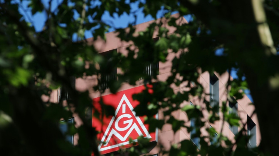 IG Metall beschließt Warnstreiks in nordrhein-westfälischer Stahlindustrie