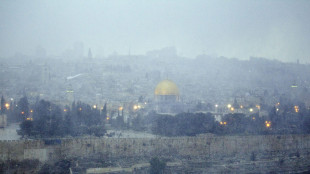 Attacco a Gerusalemme, 15 feriti e i due terroristi uccisi