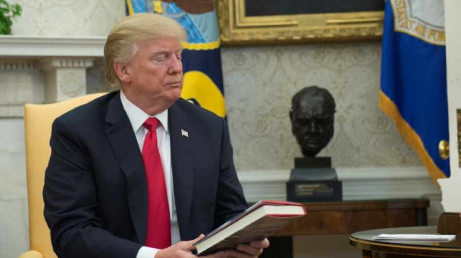 Trump veröffentlicht Buch mit mehr als 150 an ihn adressierten Briefen