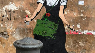 25 aprile: murale Tvboy a via Rasella per ricordare Liberazione