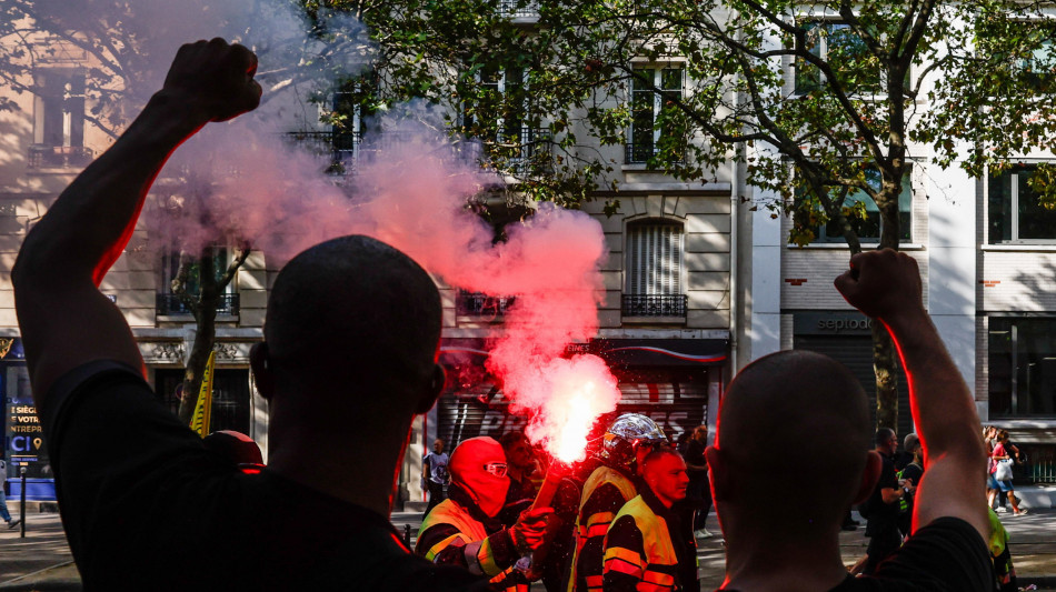 Proteste studentesche in Francia, oltre 600 fermi in Francia, 85 gli agenti feriti
