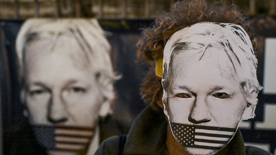 Assange patteggia negli Usa, potr&agrave; tornare in Australia