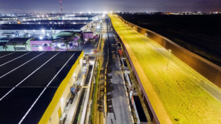 Trump rudert im Handelsstreit mit Mexiko und Kanada zur&uuml;ck - Z&ouml;lle bis April ausgesetzt