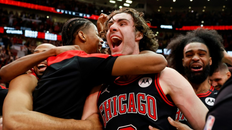 Thunder set team record with 61st win as Giddey lifts Bulls over Lakers
