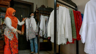 Kebaya, prenda emblem&aacute;tica del sudeste asi&aacute;tico en busca de reconocimiento