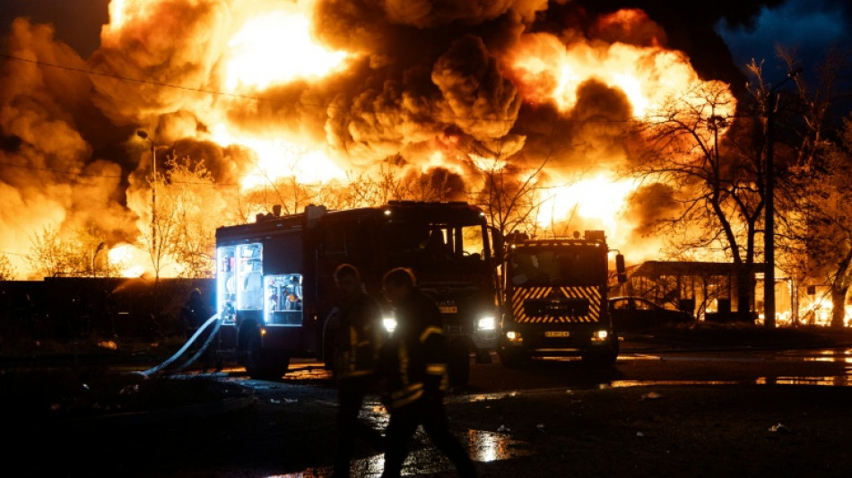 Ataques russos deixam 16 mortos e mais de 100 feridos na Ucr&acirc;nia