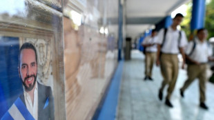 Bukele defiende las nuevas reglas de disciplina escolar en El Salvador