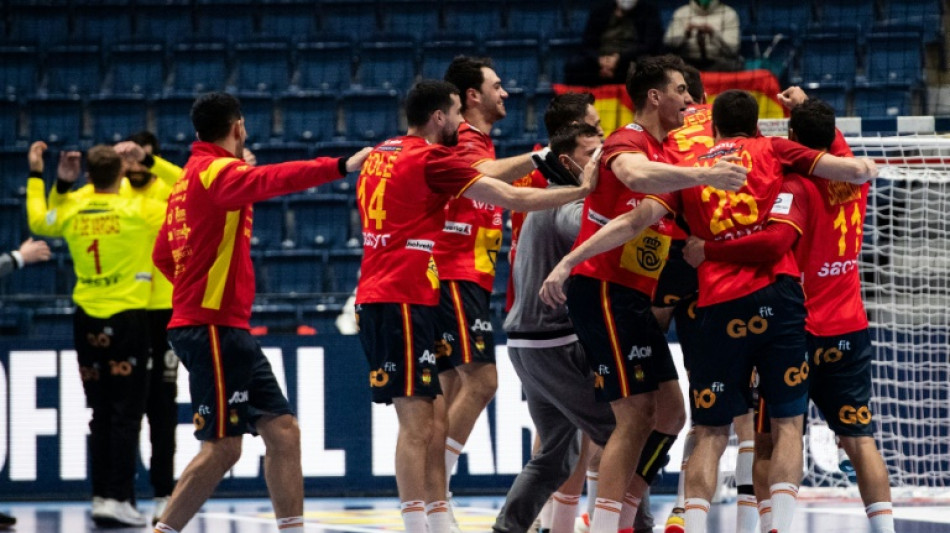 Hand: l&rsquo;Espagne et la Su&egrave;de qualifi&eacute;es pour les demies de l'Euro
