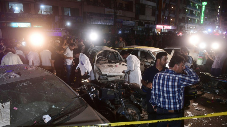 One killed, 12 injured in Karachi bombing: police