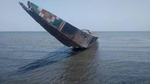 Naufr&aacute;gio na Nig&eacute;ria mata 15 crian&ccedil;as e deixa 25 desaparecidos