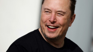 Após provocações de Musk, X diz que cumprirá ordens do STF
