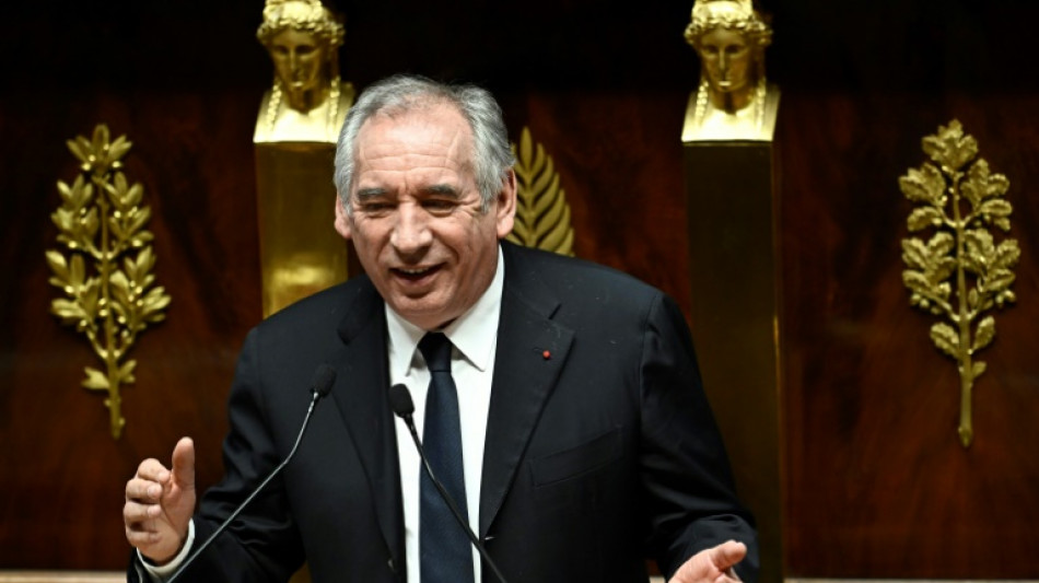 Frankreichs Premier Bayrou &uuml;bersteht zwei Misstrauensvoten zum Haushalt