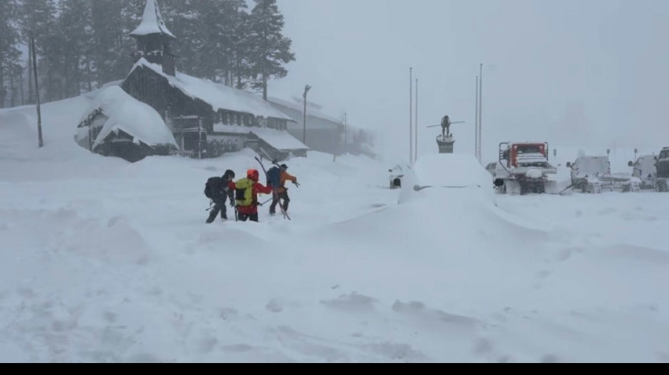Clima extremo retrasa recuperaci&oacute;n de restos de v&iacute;ctimas de avalancha en California