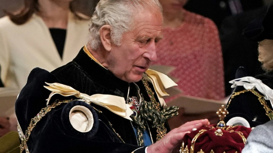 Berliner Tageszeitung - Charles III presented with Scottish Crown Jewels