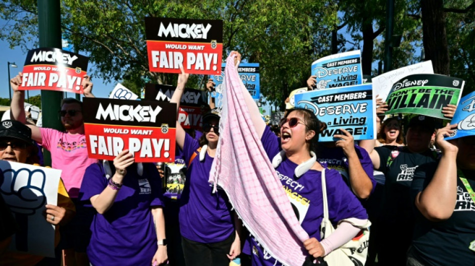 Le parc Disneyland de Californie &eacute;vite une gr&egrave;ve, gr&acirc;ce &agrave; un accord avec les syndicats