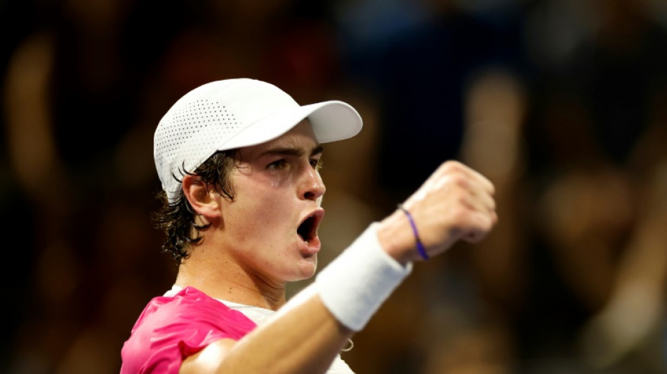 Brasileiro Jo&atilde;o Fonseca se classifica &agrave; final do NextGen ATP Finals