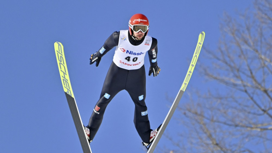 Skispringen: Eisenbichler &uuml;berrascht als Dritter in Sapporo