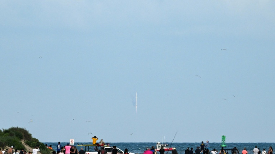 SpaceX lan&ccedil;a megafoguete Starship ap&oacute;s explos&otilde;es em testes anteriores