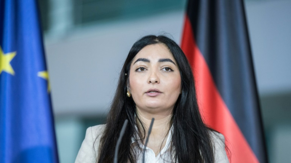 Migrations-Staatsministerin beklagt schwere Vers&auml;umnisse nach Hanau-Attentat