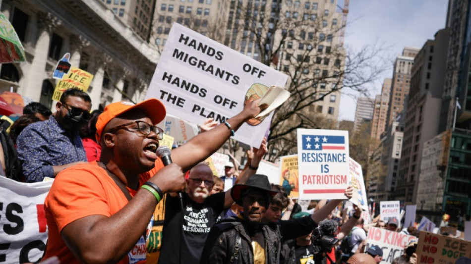 Problemas de sa&uacute;de mental aumentam entre os migrantes nos EUA