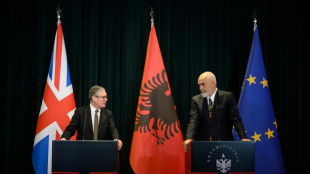 Le Royaume-Uni envisage des "centres de retour" pour migrants hors de ses fronti&egrave;res