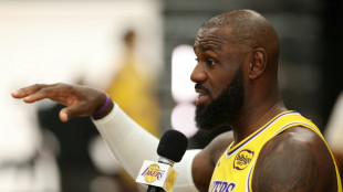 NBA: LeBron James annonce une "décision" pour mardi, fait monter les rumeurs de retraite