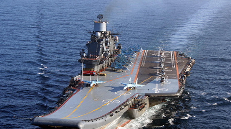 Kiev, portaerei russa con missili Kalibr nel Mediterraneo