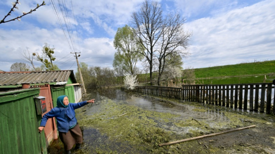 Guerre et inondations à Demydiv, une petite ville près de Kiev