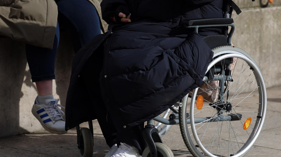 Da carrozzine a sistemi posturali,criticità in ausili a disabili