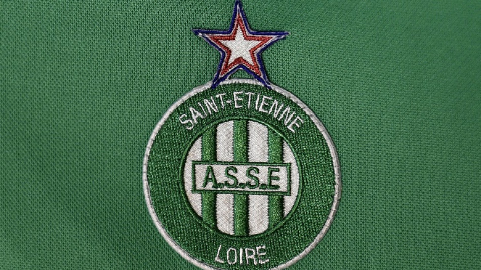 Ligue 2: Caen d&eacute;tr&ocirc;ne Guingamp, Saint-Etienne voit rouge et sombre