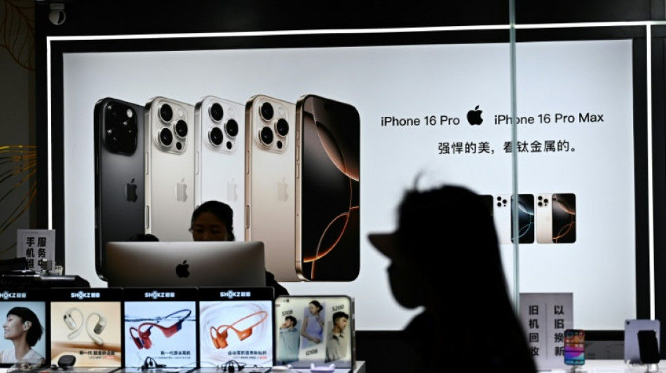 Trump diz que ningu&eacute;m est&aacute; livre de tarifas mas os mercados operam em alta