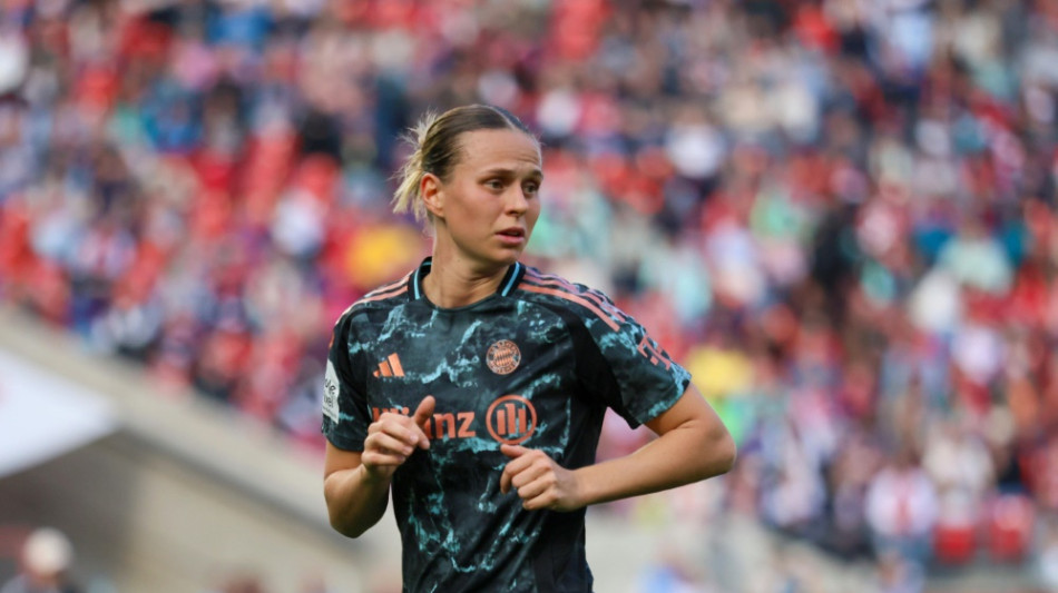 Bis 2027: Nationalspielerin B&uuml;hl bleibt bei den Bayern