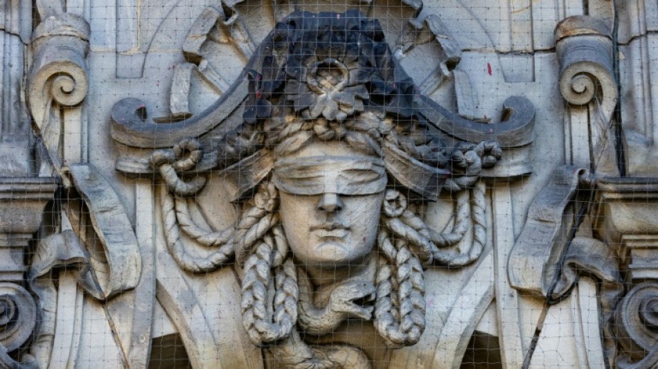 Lange Haftstrafen nach Gruppenvergewaltigung von 30-J&auml;hrigem in Iserlohn