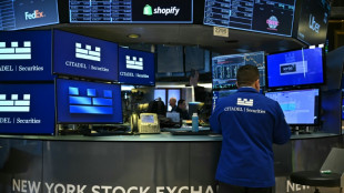 Wall Street cl&ocirc;ture en forte baisse, apr&egrave;s de nouvelles annonces de Trump sur les droits de douane