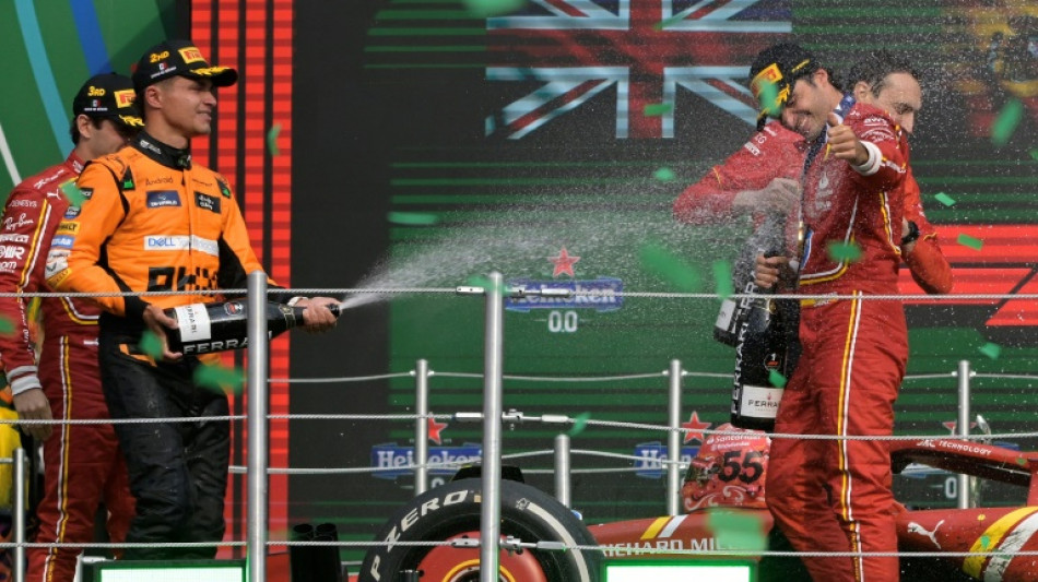 Berliner Tageszeitung McLaren say Verstappen penalties 'not enough