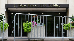 FBI ainda espiona rotineiramente comunicação de americanos, aponta tribunal