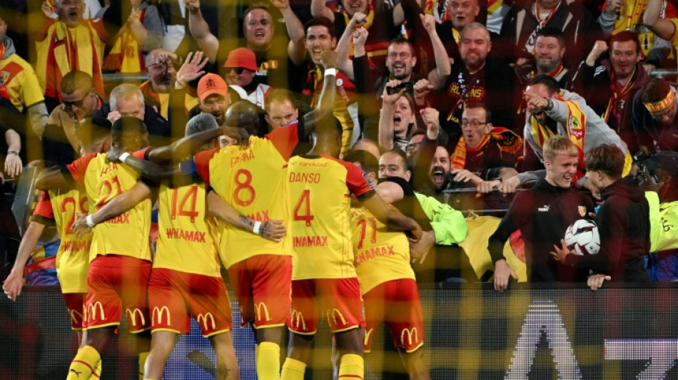 Lens vence Olympique e assume vice-lideran&ccedil;a do Campeonato Franc&ecirc;s